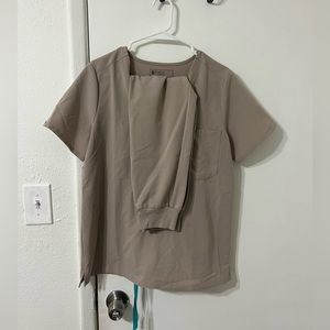 Women’s figs scrub set